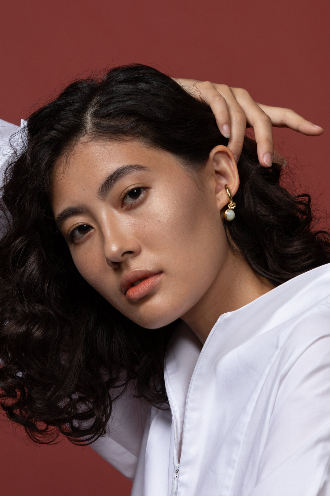 hana kim /  Bold Drop Earcuff
