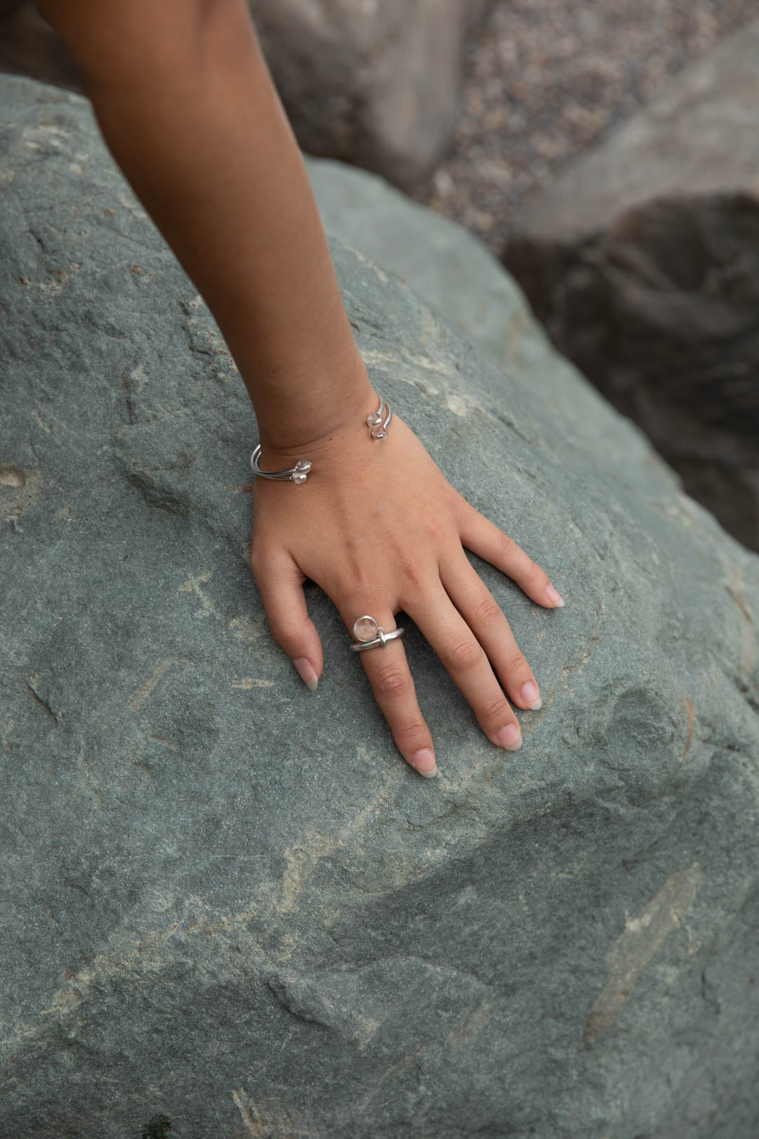 hana kim / Bubble Bangle - argent ou or