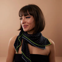 LABORATOIRE / Furoshiki-foulard - Noir bords fluos