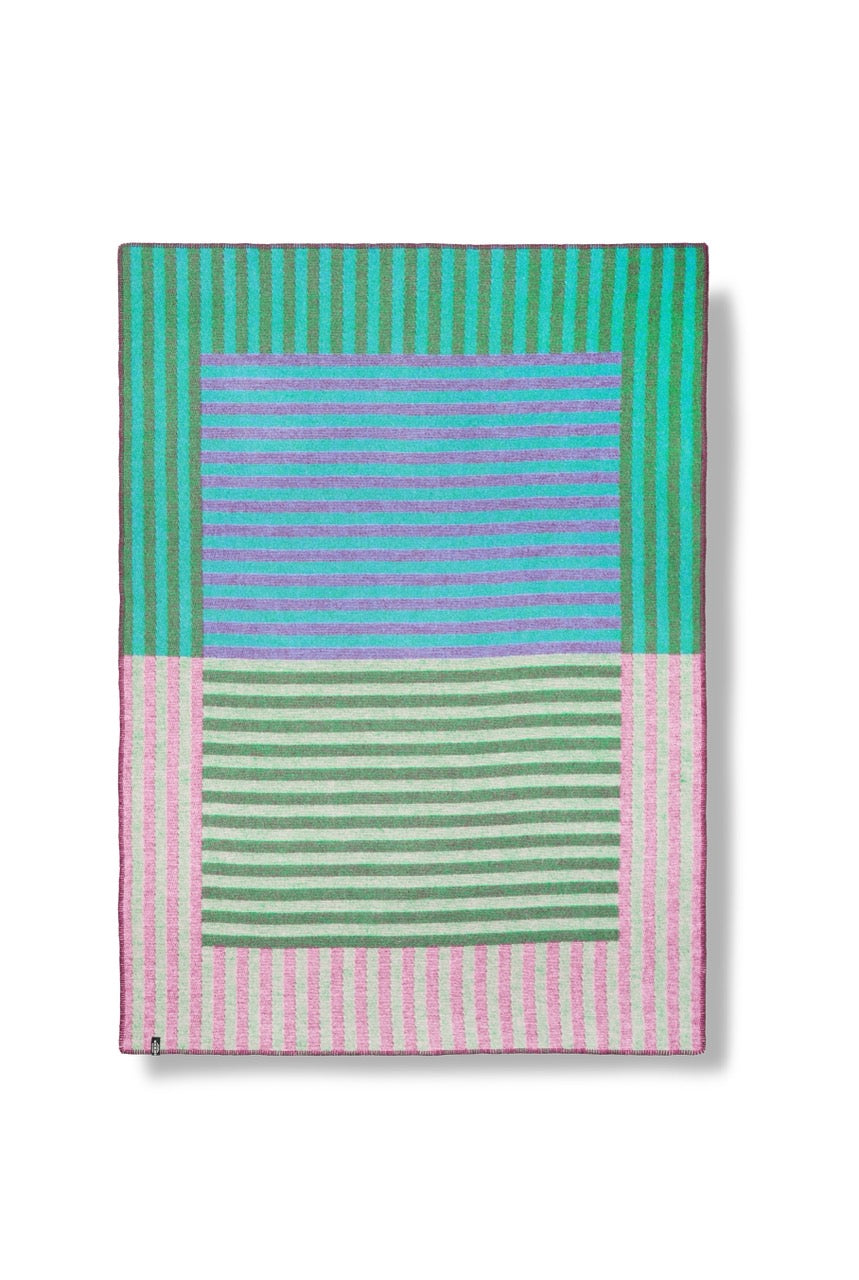 ZigZagZurich  / Plaid en laine &quot;lined Up&quot;